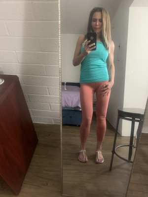 Neslin outcall escort in Prospect Heights